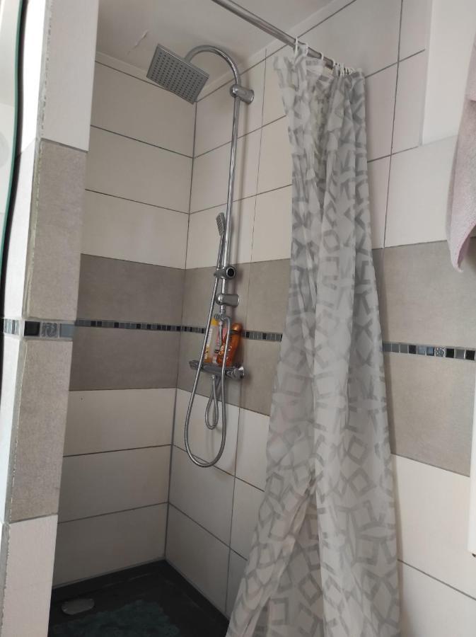 Chambre Entree Independante Lodève エクステリア 写真