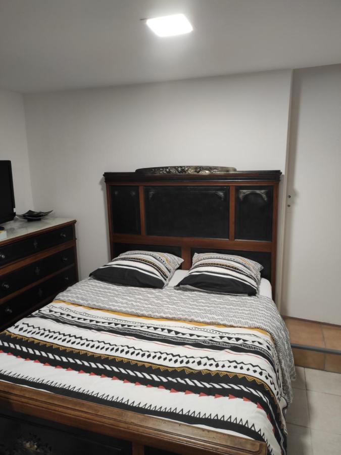 Chambre Entree Independante Lodève エクステリア 写真